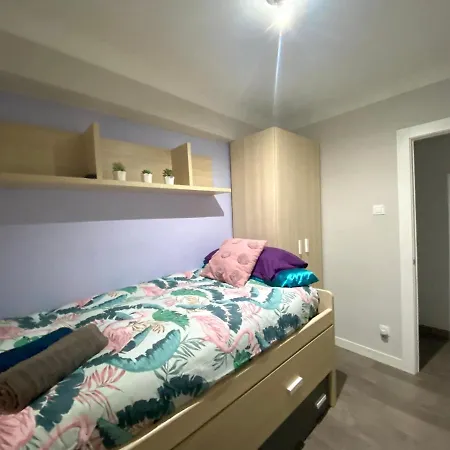 Апартаменты Precioso Apartamento Con Balcon Сарагоса