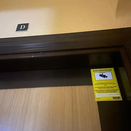 Апартаменты Precioso Apartamento Con Balcon Сарагоса